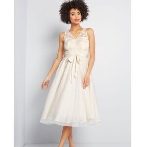 NWT ModCloth Flawless Occasion Wedding Dress Gown